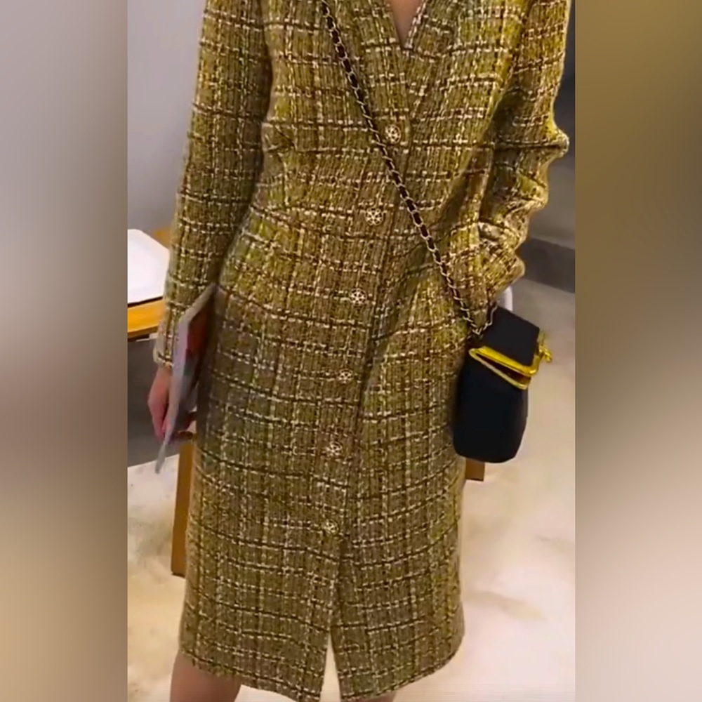 Tweed dress that can be worn open as a cardigan or jacket.